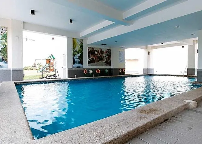 Reddoorz @ Alpina Heights Paranaque 4* Manila