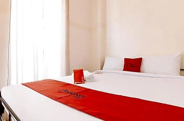 Reddoorz @ Alpina Heights Paranaque 4* Manila